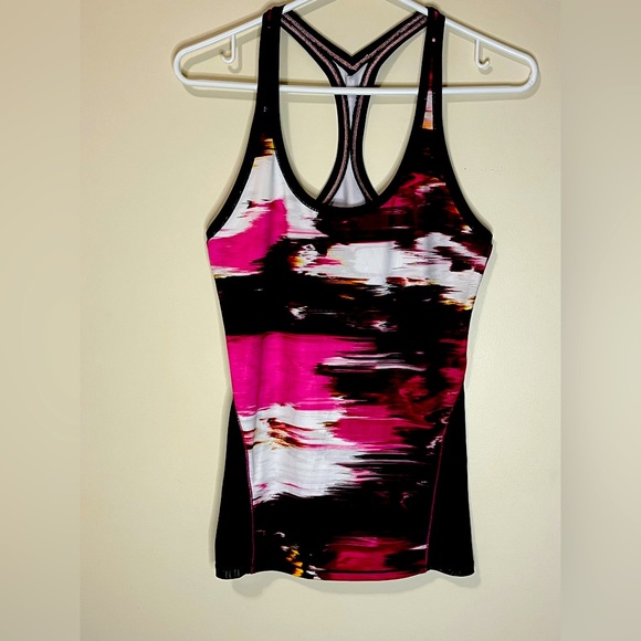 ❤️❤️LULULEMON RACERBACK TANK❤️❤️ Size S or possibly XS.  Excellent condition. - Picture 1 of 4